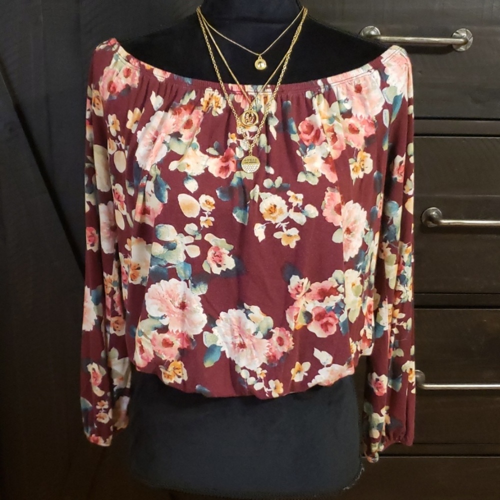 Shoulder Top